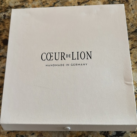 Coeur de Lion Purple & Gold necklace - Picture 3 of 6